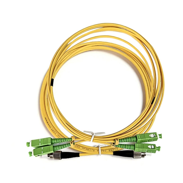 How to connect the fiber optic cable and pigtail to the fiber distributor box